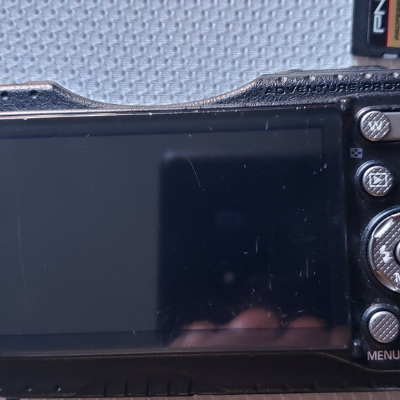 Pentax Digital Camera - Picture 4 of 4